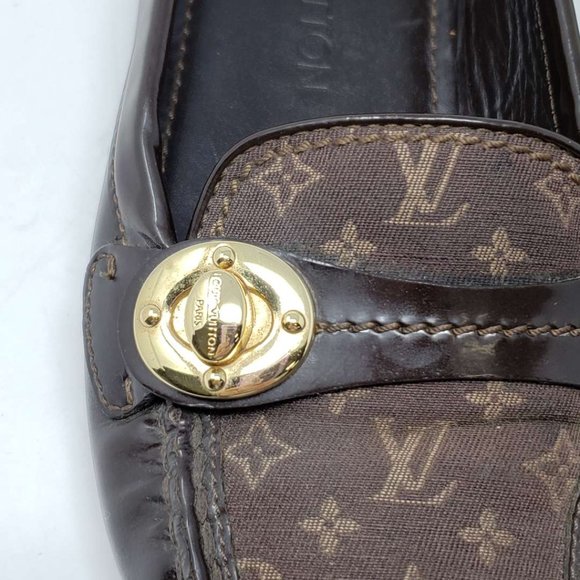 100% Authentic Louis Vuitton Monogram Flat Shoes - Picture 6 of 10